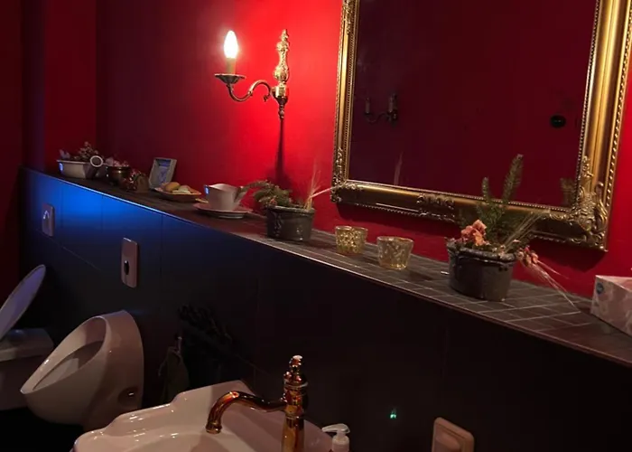 Cats Forest Apartment *